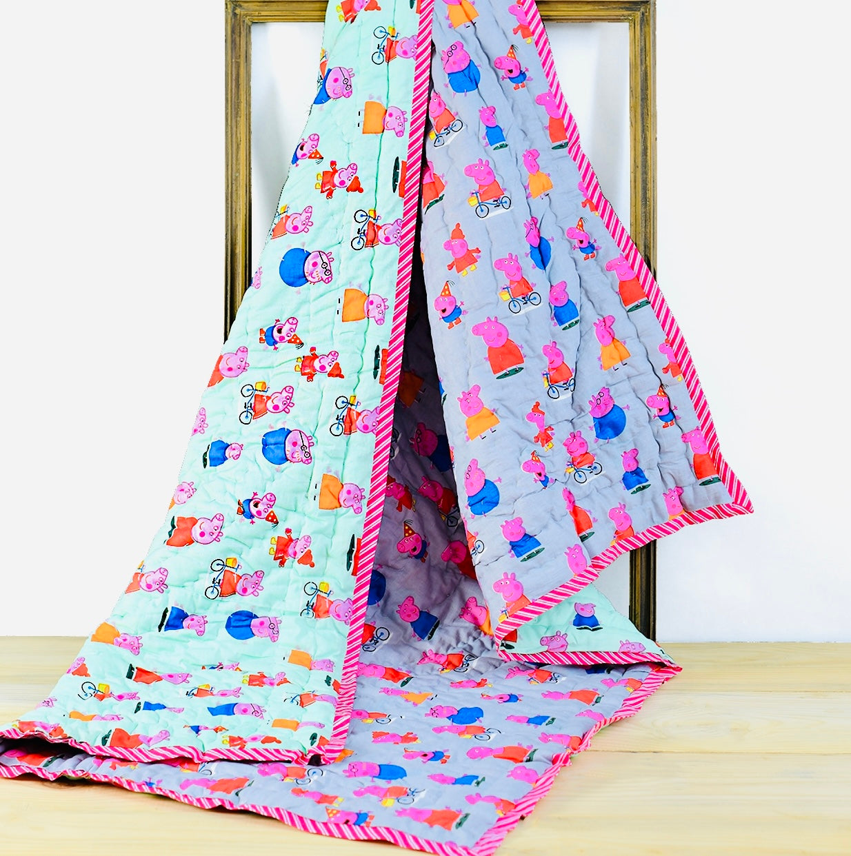 Reversible Character Quilt- Peppa Piggy- Grey & Green